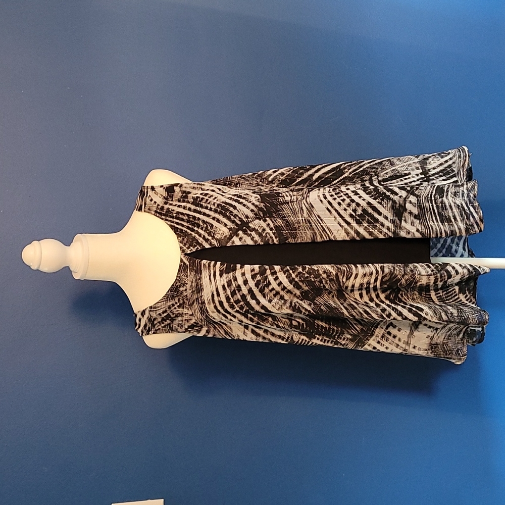 NWT Roz & Ali Black & Gray XL Sleeveless Top